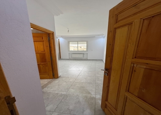 À LOUER ÉTAGE VILLA S+3 ARIANA - Bien immobilier à {"id":1,"country_id":219,"name":"ARIANA","slug":"ariana"} - Agence Immobilière immo\'in