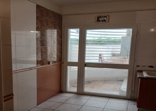 À VENDRE : S+3 cité Elwahat Laaouina - Bien immobilier à {"id":23,"country_id":219,"name":"TUNIS","slug":"tunis"} - Agence Immobilière immo\'in