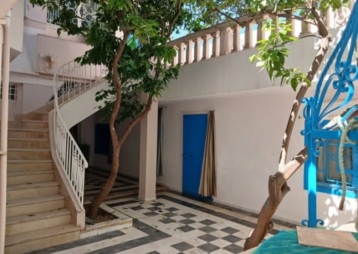 À VENDRE :Villa HS cité Ennozha Ariana - Bien immobilier à {"id":1,"country_id":219,"name":"ARIANA","slug":"ariana"} - Image 4 - Sonia Immo - Agence Immobilière Sonia Immo