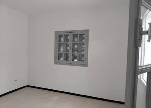 À LOUER : Étage de villa à Borj Louzir - Bien immobilier à {"id":1,"country_id":219,"name":"ARIANA","slug":"ariana"} - Image 4 - Sonia Immo - Agence Immobilière Sonia Immo