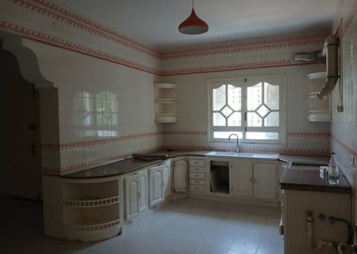 À VENDRE : Villa à Riadh El Andalos. - Bien immobilier à {"id":1,"country_id":219,"name":"ARIANA","slug":"ariana"} - Image 4 - Sonia Immo - Agence Immobilière Sonia Immo